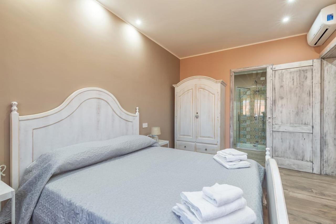 B&B Da Chiara ตอร์โตลี ภายนอก รูปภาพ